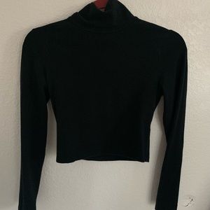 Black turtleneck crop top